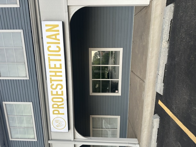 Proesthetician — Illuminated Sign