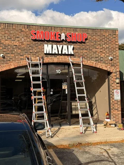 Smoke Shop Mayak — Install