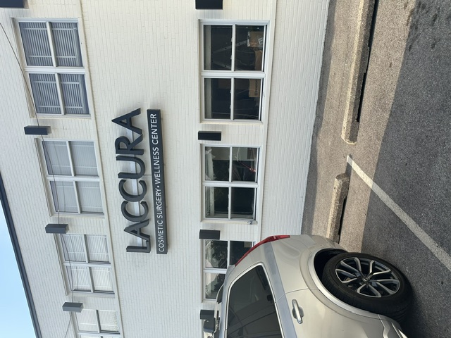 Laccura Wellness Center — Building Sign