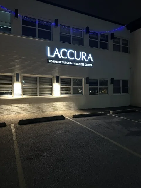 Laccura — Night Illumination
