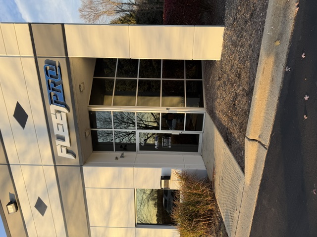 Fleet Pro — Storefront Sign