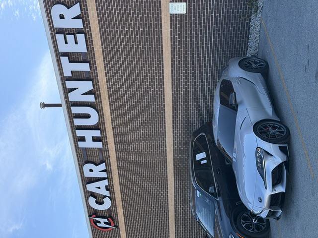 Car Hunter — Building Sign