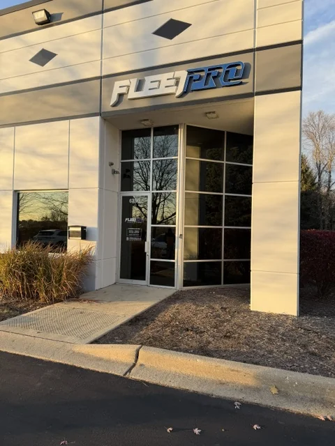 Fleet Pro — Storefront Sign
